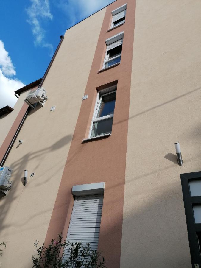 Édes Álom Guesthouse Szeged Exterior foto